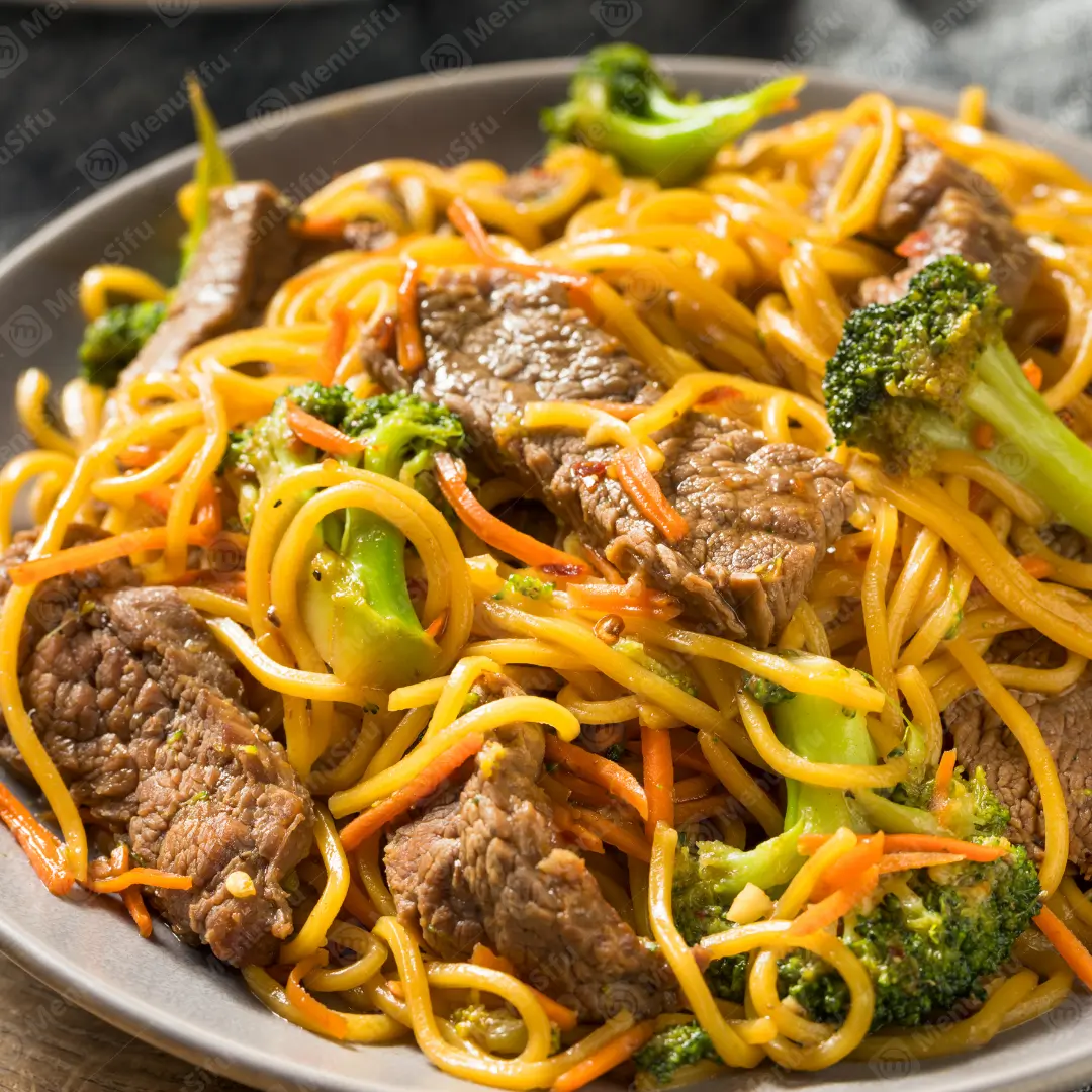 beef lo mein at Tai Ho，a Chinese Restaurant in Detroit